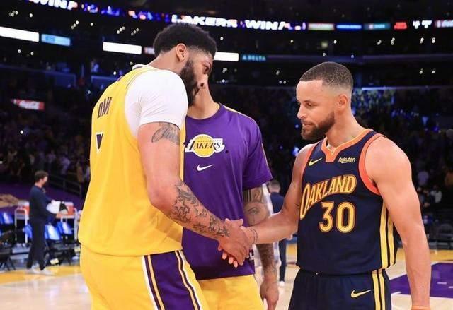 金州勇士最新爆料消息,揭秘球队备战新赛季的神秘计划！”  第2张